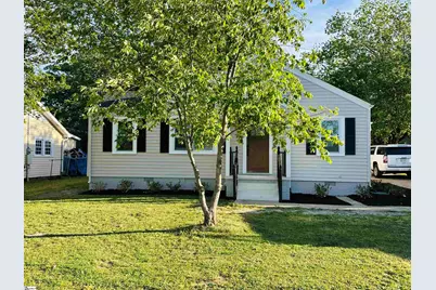 414 E Fairview Avenue, Greer, SC 29651 - Photo 2