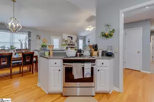 100 Sycamore Dr, Pickens, SC 29671 - Photo 16