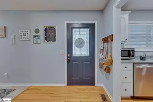 100 Sycamore Dr, Pickens, SC 29671 - Photo 6