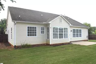 207 Grimes Dr, Simpsonville, SC 29681 - Photo 8