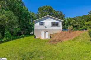 4016 Pebblebrook Ct, Spartanburg, SC 29301 - Photo 2