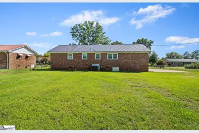 107 Grove Street, Clinton, SC 29325 - Photo 1