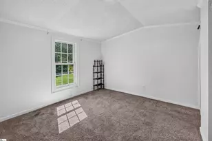 393 Country Estates Rd, Fountain Inn, SC 29644 - Photo 12