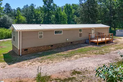393 Country Estates Road, Fountain Inn, SC 29644 - Photo 14