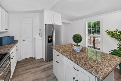 393 Country Estates Road, Fountain Inn, SC 29644 - Photo 8