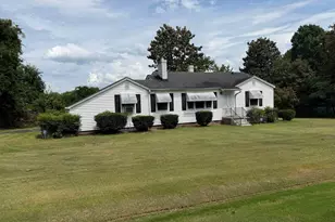 6 Shadow Ln, Taylors, SC 29687 - Photo 2