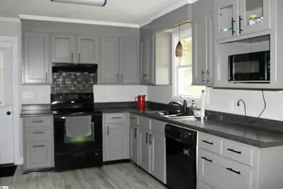 1117 Farrs Bridge Road, Greenville, SC 29611 - Photo 4