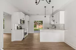 10 N Azalea St, Liberty, SC 29657 - Photo 8