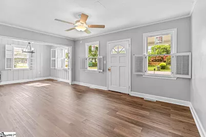 409 E Forida Street, Clinton, SC 29325 - Photo 2