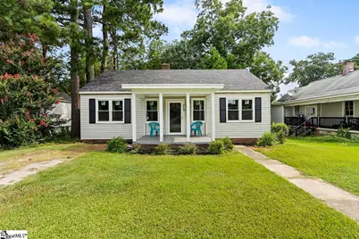 409 E Forida Street, Clinton, SC 29325 - Photo 1