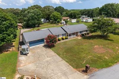 208 Pineview Drive, Pelzer, SC 29669 - Photo 46