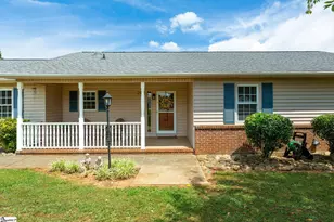 208 Pineview Dr, Pelzer, SC 29669 - Photo 6
