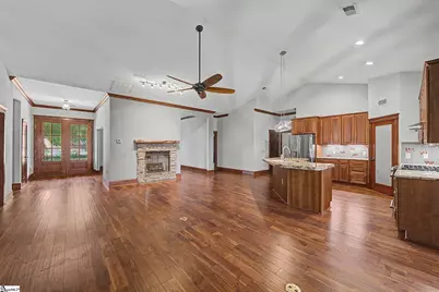 102 Gresham Road, Simpsonville, SC 29681 - Photo 12