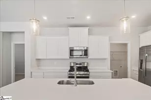 1449 Harper Mae Dr, Spartanburg, SC 29303 - Photo 4