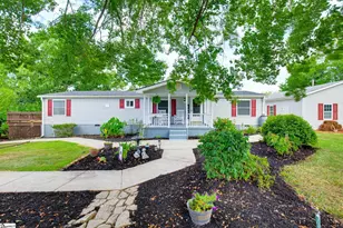 462 Forest Dr, Cross Hill, SC 29332 - Photo 4