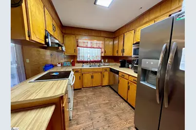 13359 Highway 221, Enoree, SC 29335 - Photo 6
