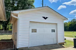 13359 Hwy 221, Enoree, SC 29335 - Photo 20