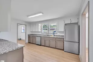 919 Hampton Rd, Lyman, SC 29365 - Photo 8