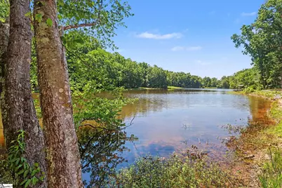 141 Shoreham Road, Spartanburg, SC 29307 - Photo 2