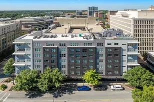 100 E Washington St, Greenville, SC 29601 - Photo 42