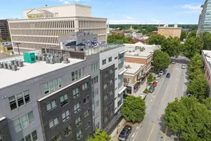 100 E Washington St, Greenville, SC 29601 - Photo 32