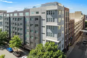 100 E Washington St, Greenville, SC 29601 - Photo 38