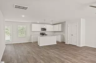 287 Pretoria St, Woodruff, SC 29388 - Photo 6