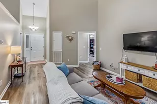 16 Fawndale Ln, Fountain Inn, SC 29644 - Photo 8