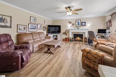 1095 Alexander Road, Taylors, SC 29687 - Photo 6
