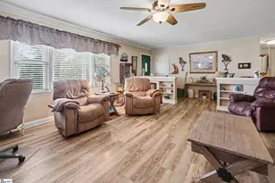 1095 Alexander Rd, Taylors, SC 29687 - Photo 8