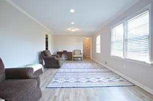 5 Notre Dame Dr, Greenville, SC 29617 - Photo 10