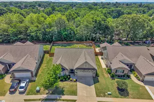 207 Santa Ana Wy, Duncan, SC 29344 - Photo 2