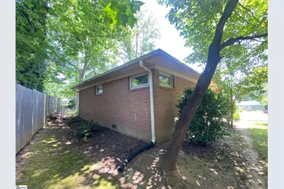 204 Glendale Avenue, Laurens, SC 29360 - Photo 4