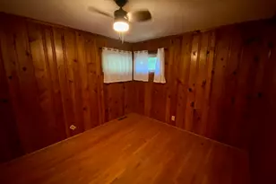 204 Glendale Ave, Laurens, SC 29360 - Photo 12