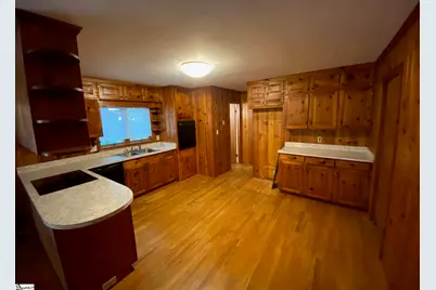 204 Glendale Avenue, Laurens, SC 29360 - Photo 2