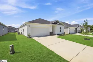 931 Rising Oak Ct, Spartanburg, SC 29301 - Photo 2