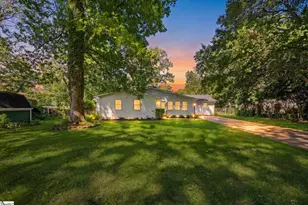 13 Bedford Ln, Taylors, SC 29687 - Photo 2