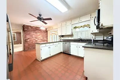 120 Arrowood Lane, Laurens, SC 29360 - Photo 2