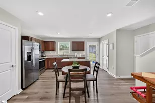 2034 Evanston Dr, Wellford, SC 29385 - Photo 14