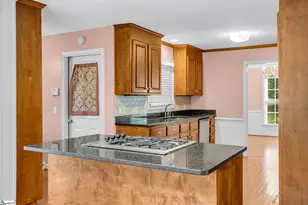 204 Montclair Rd, Greer, SC 29651 - Photo 22