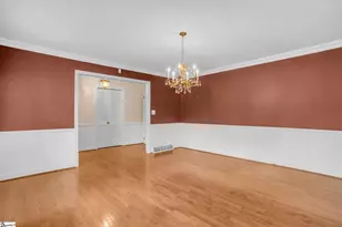 204 Montclair Rd, Greer, SC 29651 - Photo 6