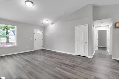 208 Riverbreeze Road, Greenville, SC 29611 - Photo 4