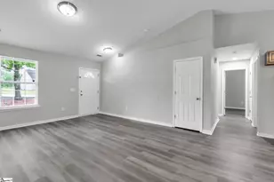 208 Riverbreeze Rd, Greenville, SC 29611 - Photo 4
