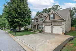 224 Dairwood Dr, Simpsonville, SC 29680 - Photo 2