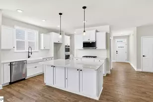 574 Woodcot Dr, Woodruff, SC 29388 - Photo 6