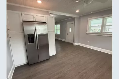 402 Florence Street, Clinton, SC 29335 - Photo 8
