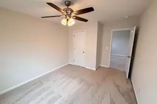 220 Icebow Rd, Fountain Inn, SC 29644 - Photo 10