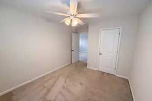 220 Icebow Rd, Fountain Inn, SC 29644 - Photo 12