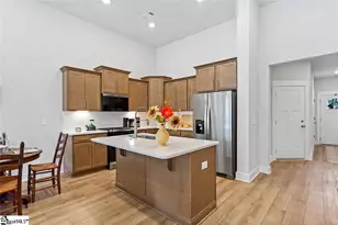 327 Grange Vly Ln, Central, SC 29630 - Photo 2