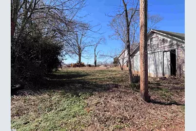 212 Lester Avenue, Greenville, SC 29617 - Photo 2